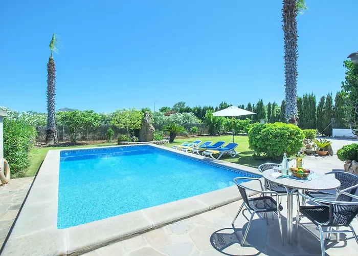 Villa Francisca By *