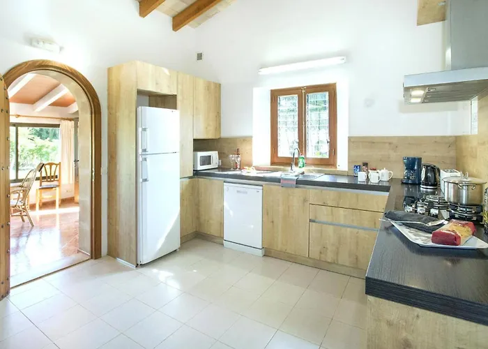 Francisca By Villa *